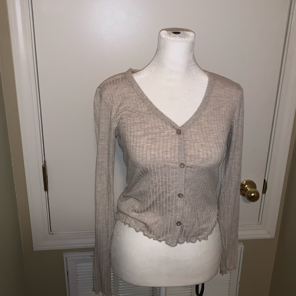 Loose faux button up crop top